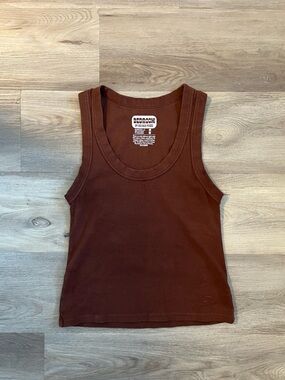 Big Bud Press Bedroom Tank